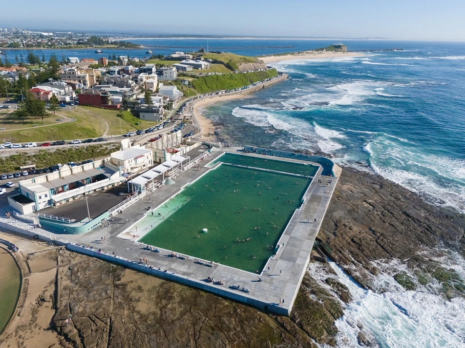 Newcastle-Beach-Baths-714